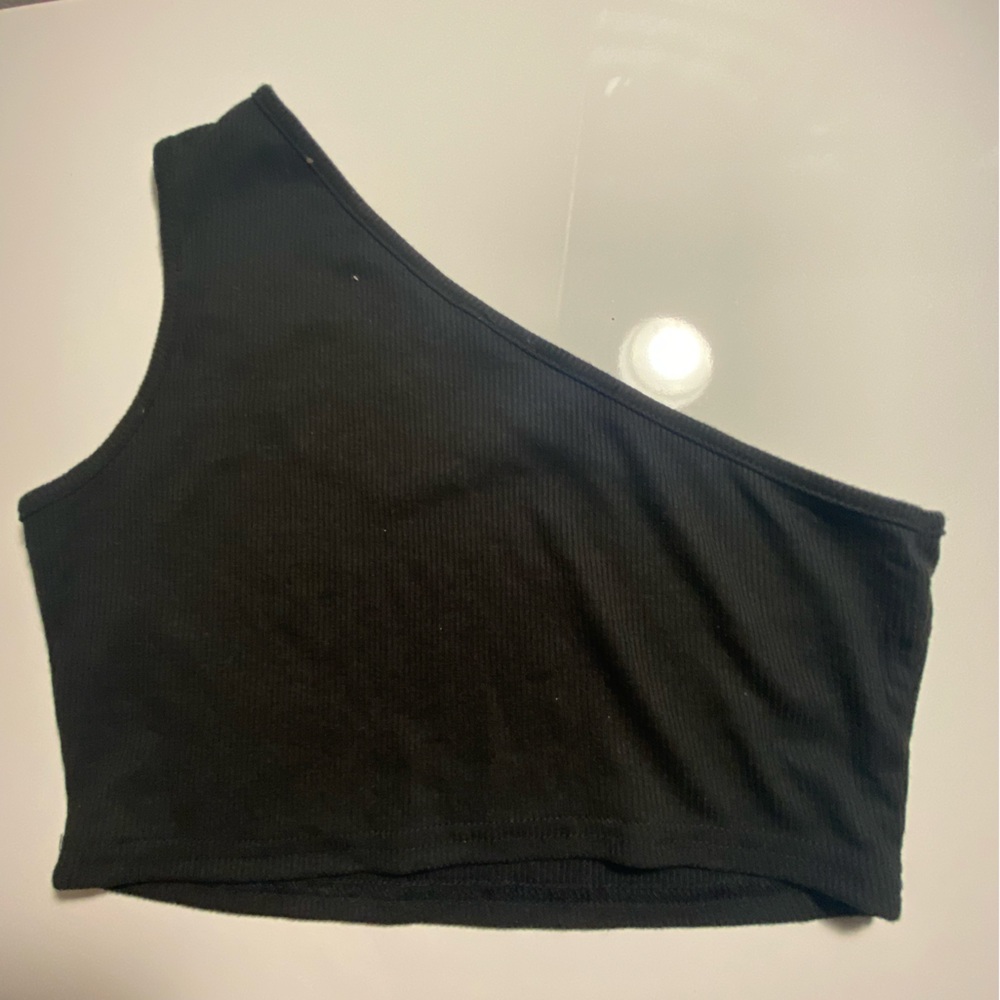 one sleve top